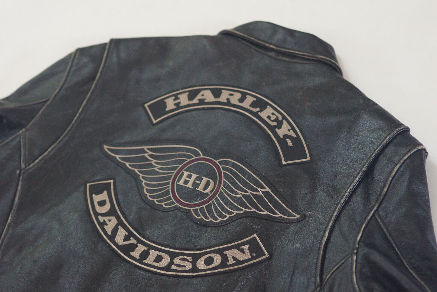 Harley Davidson Men's Vintage MOTORCRUISE Distressed Leather Jacket size Large 97068-04VM